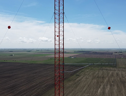 Torres de Recurso Eólico: Torres Arriostradas de Celosía